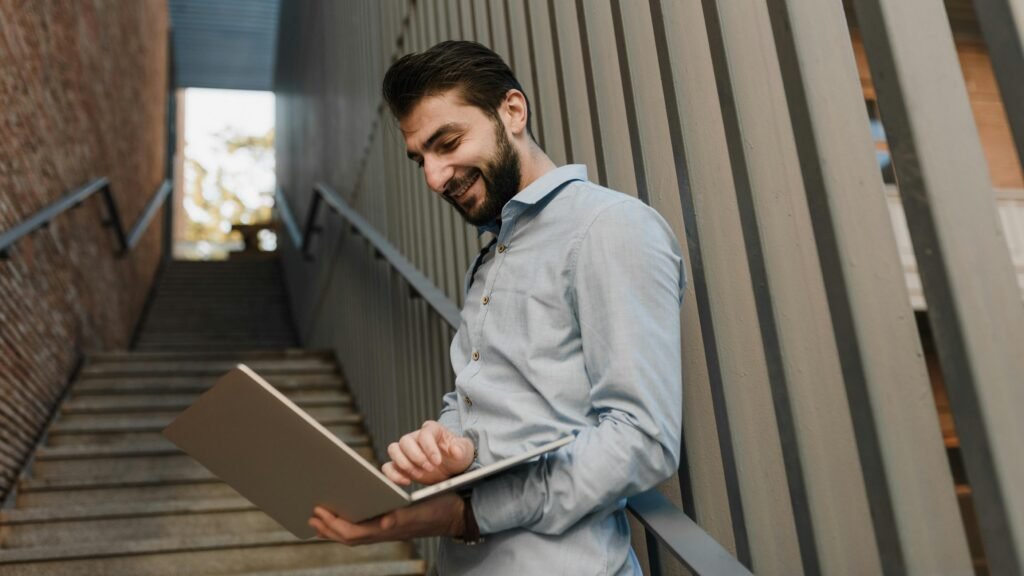 Get email marketing from Copesetics Marketing Services